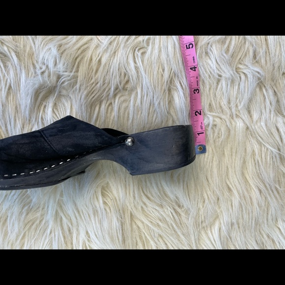 CHANEL CC Logo Suede Block Heel Clog Mules - Picture 5 of 9